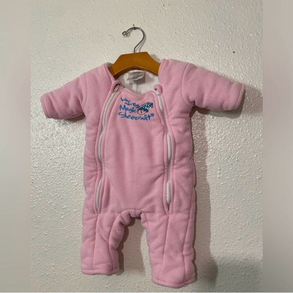 Baby Merlin's Magic Sleep Suit
Size Small 3-6 Months (12-18 lbs)